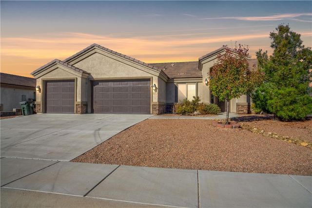 3371 Karen Avenue, Kingman, AZ 86401