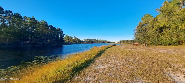 115 EAGLES NEST Lane, Crescent City, FL 32112