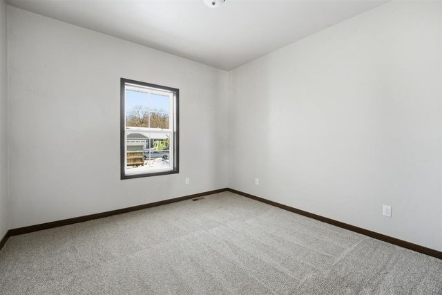 8388 ST NORBERT DRIVE, Neenah, WI 54956