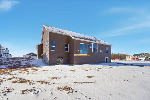 8388 ST NORBERT DRIVE, Neenah, WI 54956