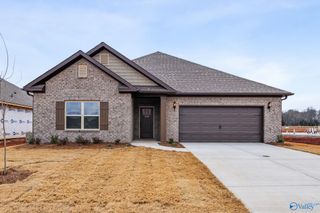 139 Hillis Lane, Hazel Green, AL 35750