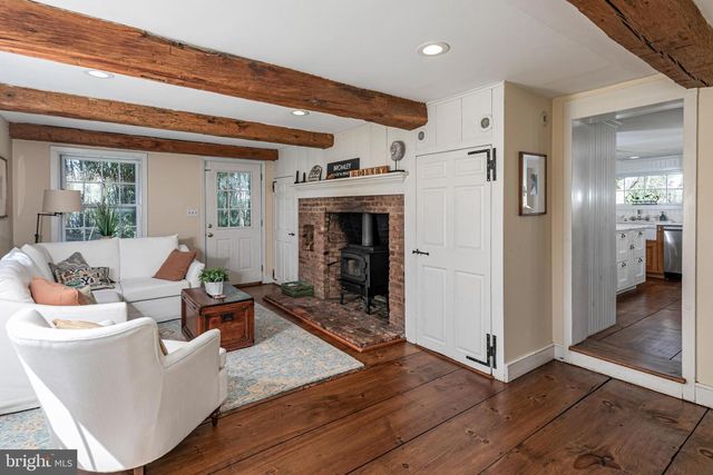 312 N MAIN ST, Pennington, NJ 08534