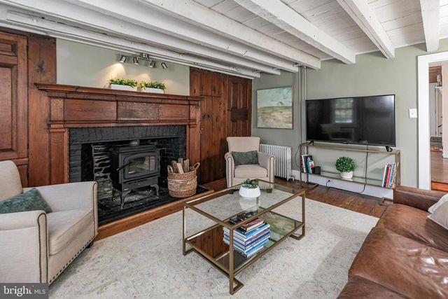 312 N MAIN ST, Pennington, NJ 08534