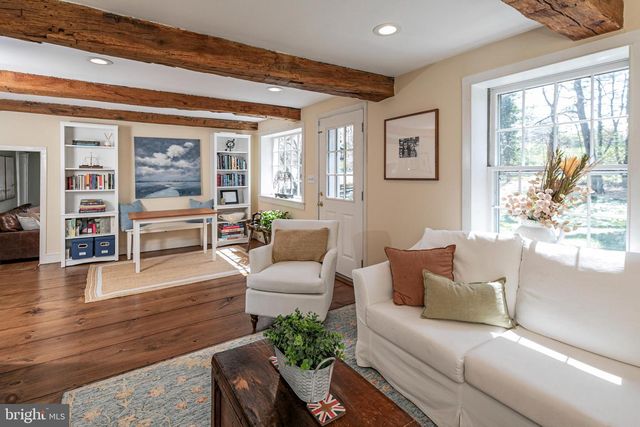 312 N MAIN ST, Pennington, NJ 08534