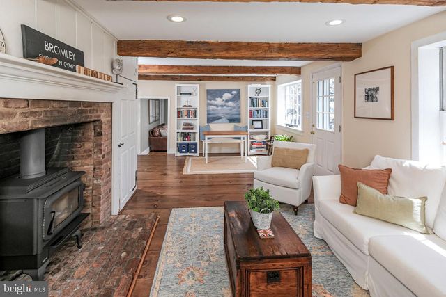 312 N MAIN ST, Pennington, NJ 08534