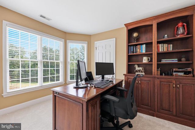 6048 WHITE FLINT, Frederick, MD 21702