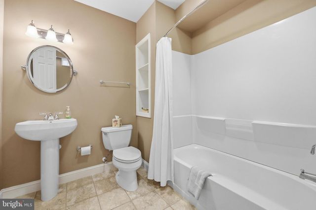 6048 WHITE FLINT, Frederick, MD 21702