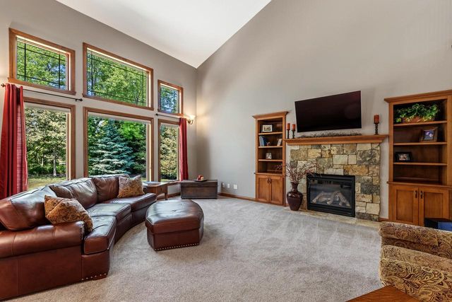 4720 Stonefield ROAD, Sheboygan, WI 53083