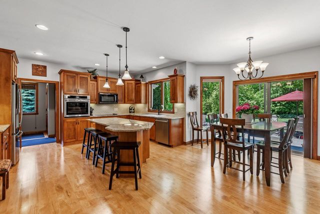 4720 Stonefield ROAD, Sheboygan, WI 53083