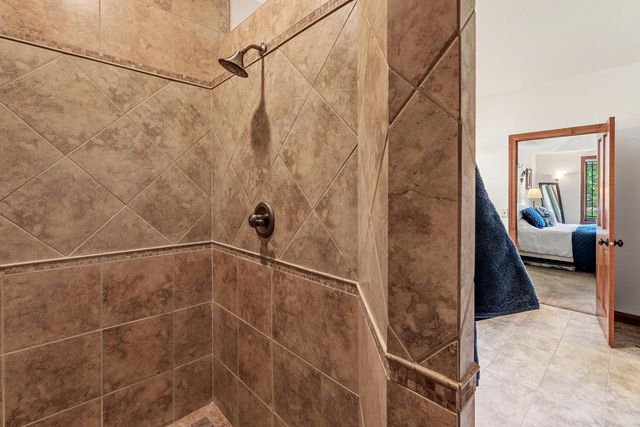 4720 Stonefield ROAD, Sheboygan, WI 53083