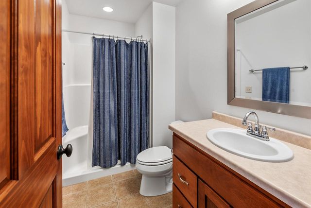 4720 Stonefield ROAD, Sheboygan, WI 53083