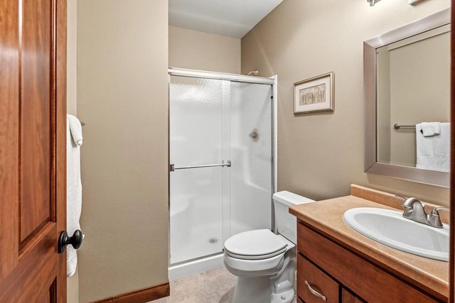 4720 Stonefield ROAD, Sheboygan, WI 53083