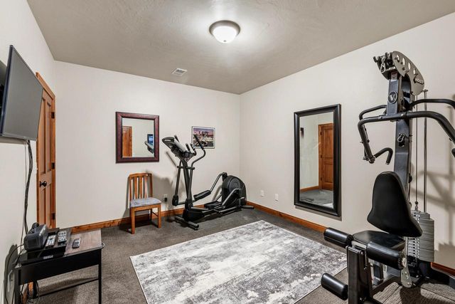 4720 Stonefield ROAD, Sheboygan, WI 53083