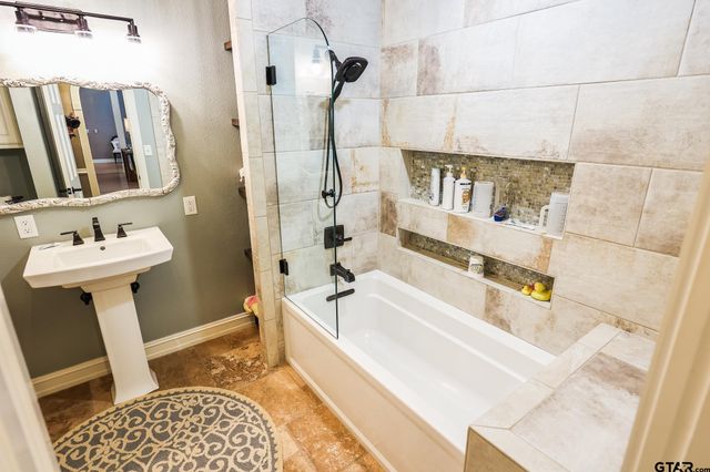 1415 W SABINE, Carthage, TX 75633