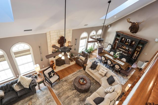 1415 W SABINE, Carthage, TX 75633