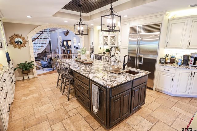 1415 W SABINE, Carthage, TX 75633