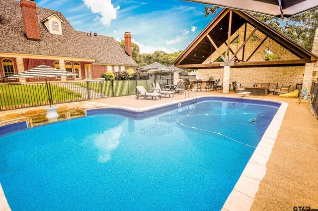 1415 W SABINE, Carthage, TX 75633