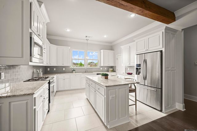 3510 E Spanish Trl, Zachary, LA 70791