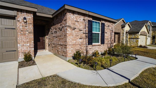 1913 Javelina Street, Royse City, TX 75189