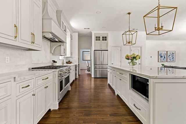 6038 Goliad Avenue, Dallas, TX 75206