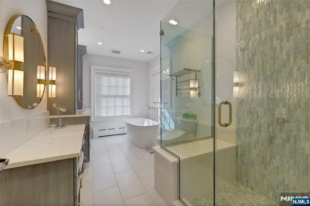 292 MAPLE Street, Englewood, NJ 07631