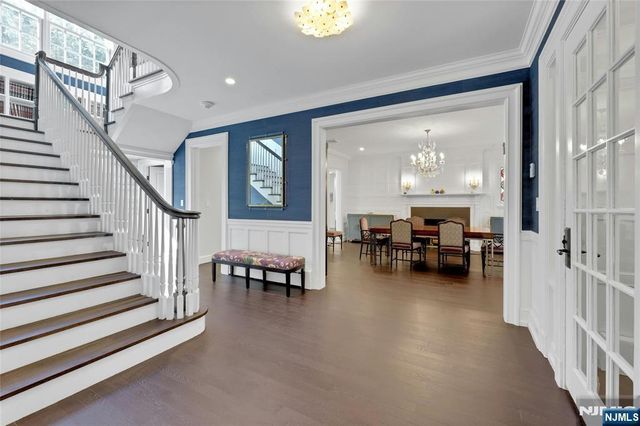 292 MAPLE Street, Englewood, NJ 07631