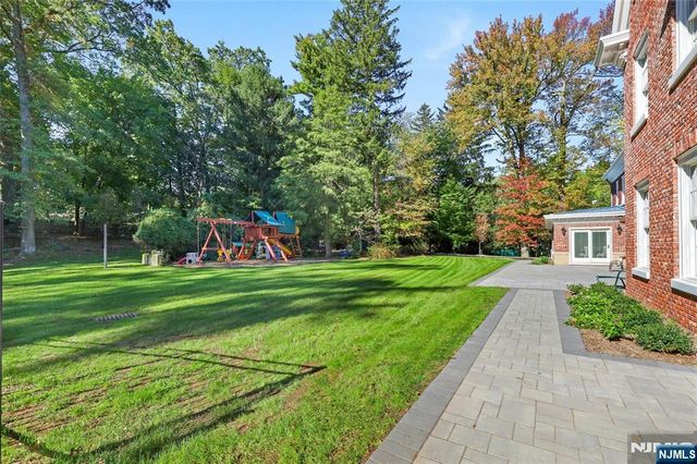 292 MAPLE Street, Englewood, NJ 07631
