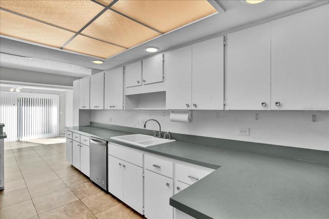 13300 INDIAN ROCKS ROAD 103, Largo, FL 33774