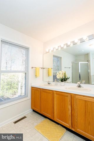 20753 CHESTNUT RIDGE DR, Leonardtown, MD 20650