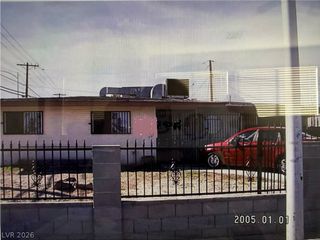 901 Artesia Way, Las Vegas, NV 89108