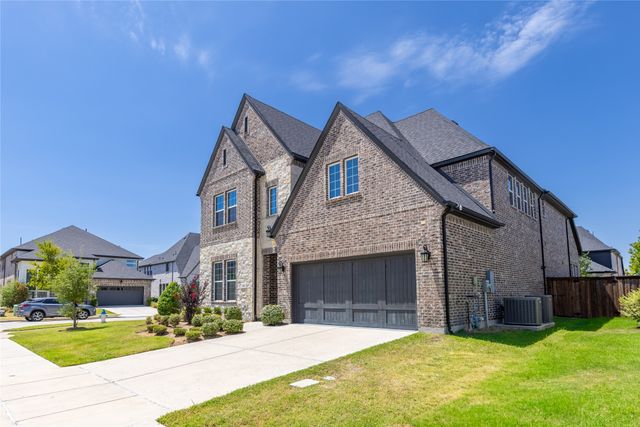 2001 Newton Lane, Mckinney, TX 75071