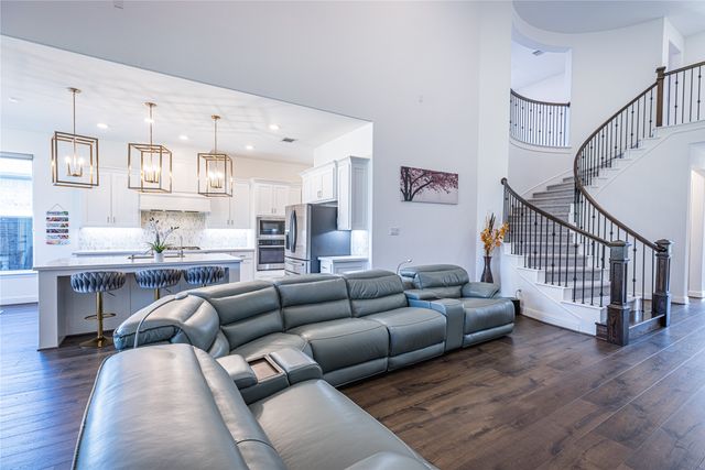 2001 Newton Lane, Mckinney, TX 75071