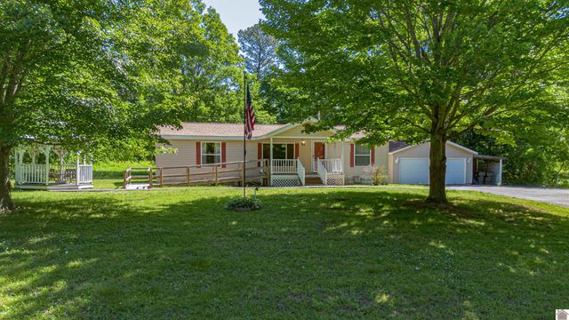 4810 I C Avenue, Paducah, KY 42001