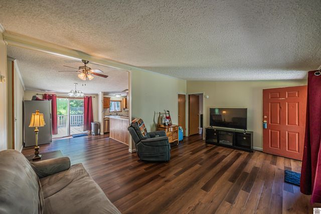 4810 I C Avenue, Paducah, KY 42001