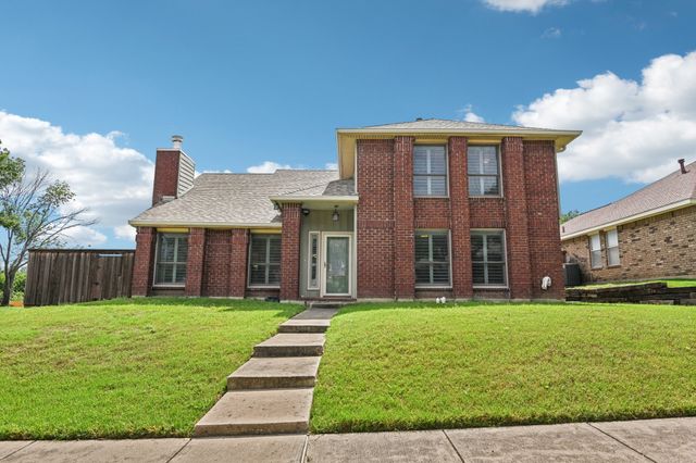 3801 Silver Maple Drive, Carrollton, TX 75007