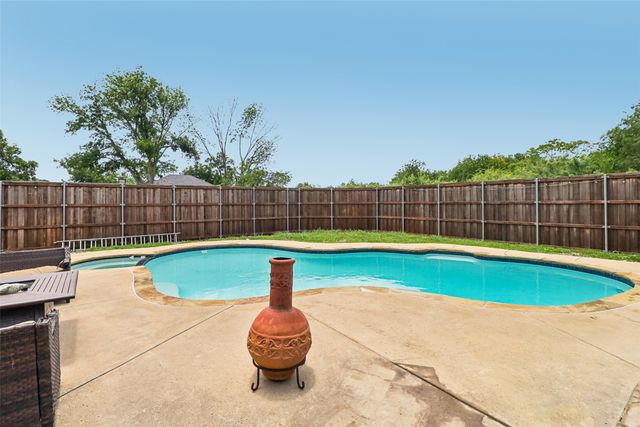 3801 Silver Maple Drive, Carrollton, TX 75007