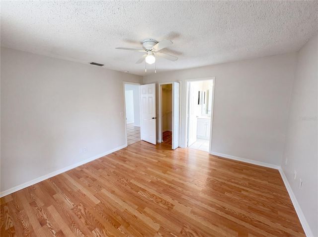 9814 DEAN COVE LANE, Orlando, FL 32825