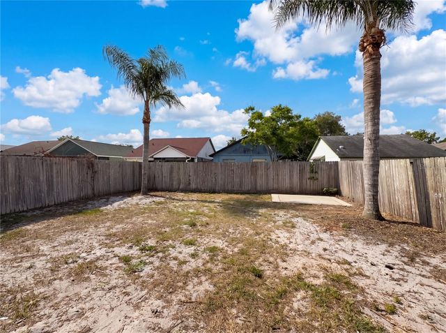 9814 DEAN COVE LANE, Orlando, FL 32825