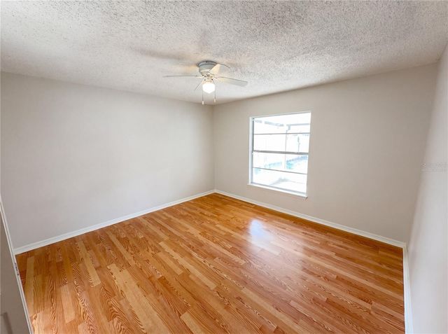 9814 DEAN COVE LANE, Orlando, FL 32825