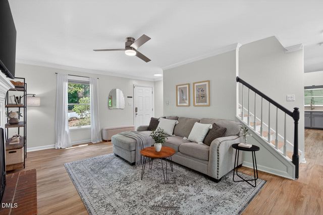 21 Thorne Ridge Drive, Durham, NC 27713