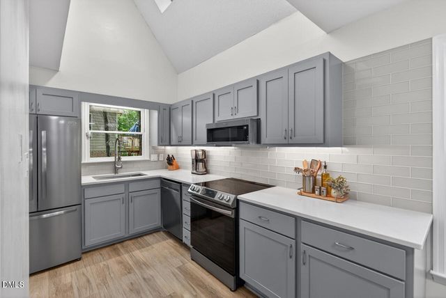 21 Thorne Ridge Drive, Durham, NC 27713
