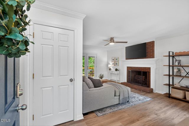 21 Thorne Ridge Drive, Durham, NC 27713