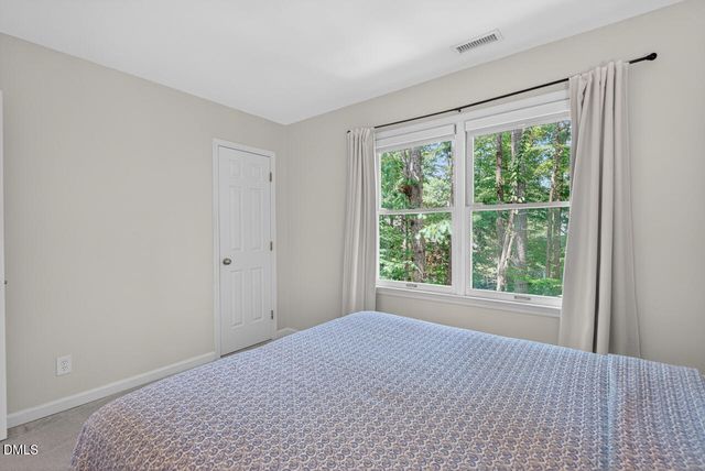 21 Thorne Ridge Drive, Durham, NC 27713