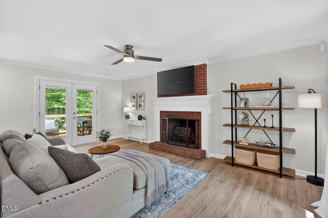 21 Thorne Ridge Drive, Durham, NC 27713