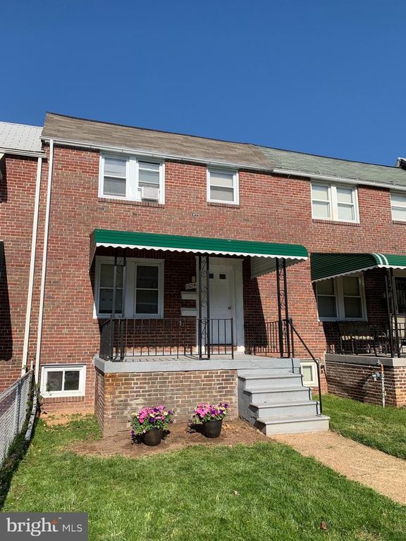 Image 2 of property listing at 1504 N ELLWOOD AVE, Baltimore, MD 21213