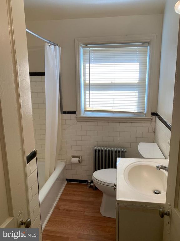 Image 27 of property listing at 1504 N ELLWOOD AVE, Baltimore, MD 21213