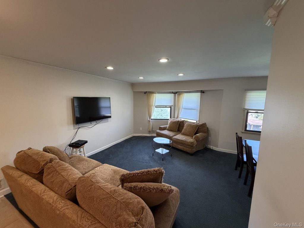 18L Hastings Court, Yorktown Heights, NY 10598 — exterior