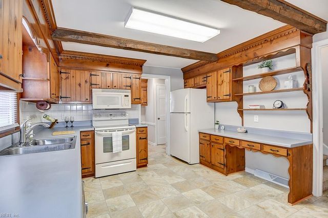 533 Briarfield DR, Chesapeake, VA 23322