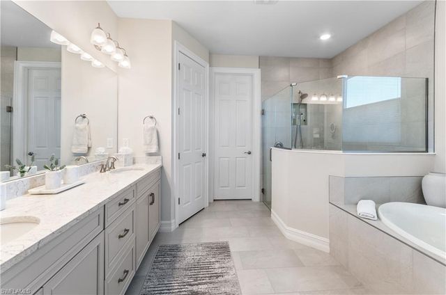 28137 Captiva Shell LOOP, Bonita Springs, FL 34135