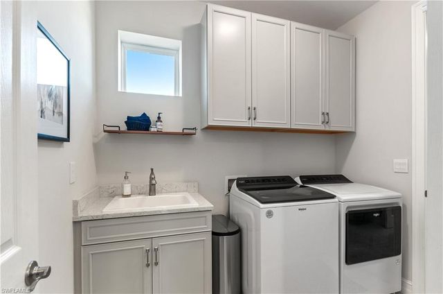 28137 Captiva Shell LOOP, Bonita Springs, FL 34135